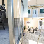 Vlachos Maisonette *